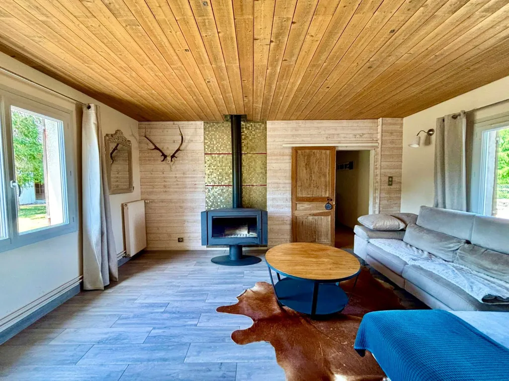 Elutuba - Character House with Barn in Les Ormes