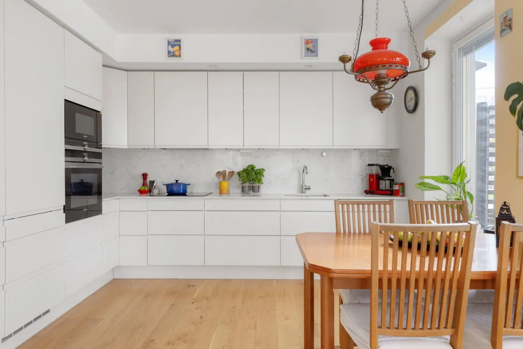 Cuisine - Apartment with South-Facing Terrace in Rissne