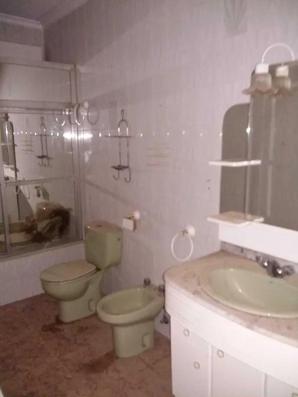 Salles de bain - 3-Bed Flat with Air Conditioning in Illescas