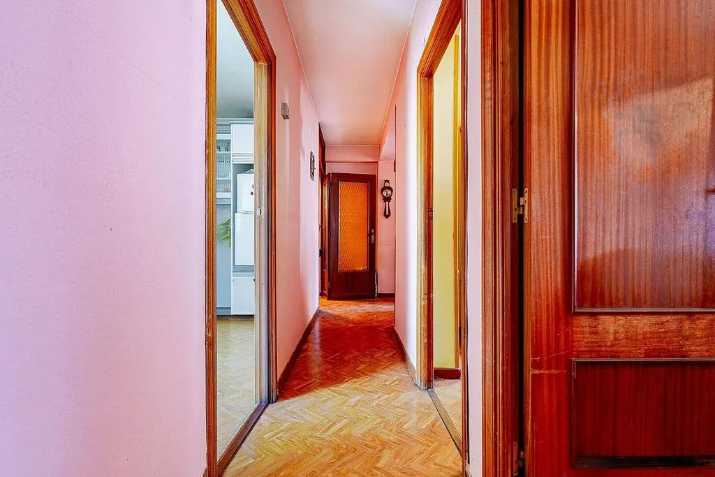 Esik - Flat with Terrace in Alcobendas Centre