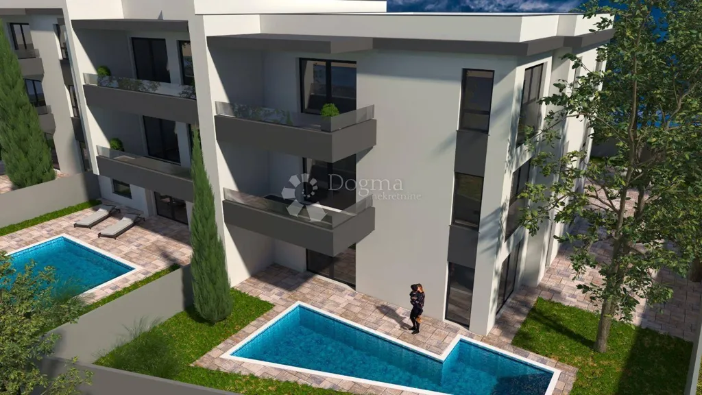 Modern Apartment with Terrace in Stari Medulin