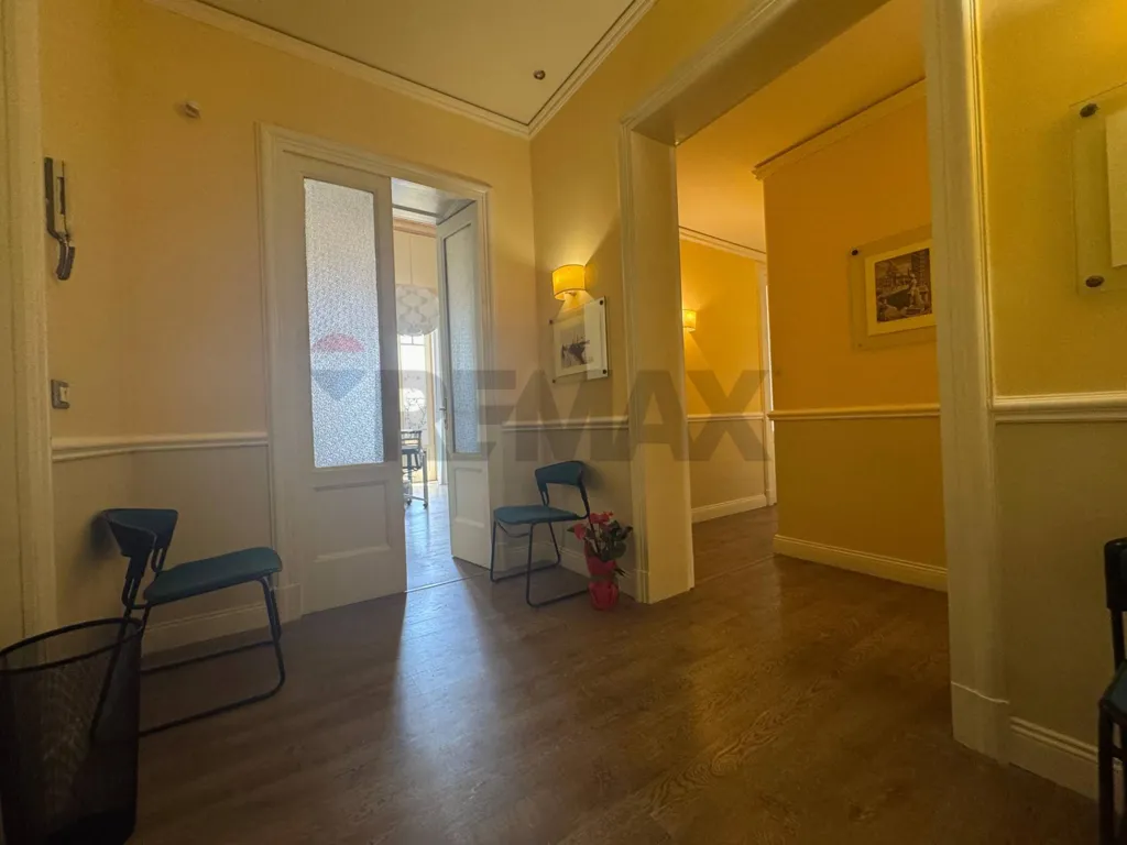 hallway_entrance