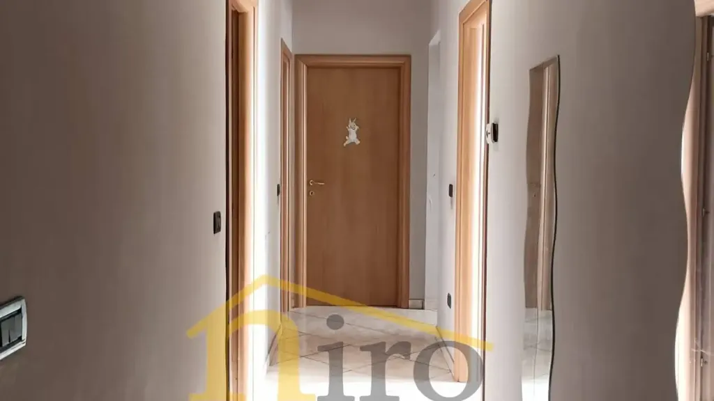 hallway_entrance