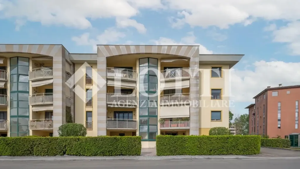 Välivaade - Triplex with Terrace in Pontedera