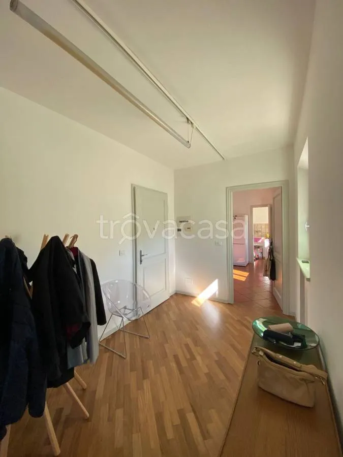 Pièces - Rustic-Style Flat with Caminetto in Modena