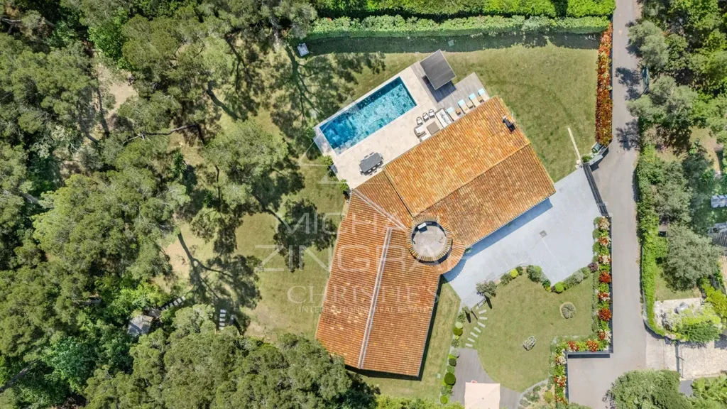 Vue aérienne - Villa au Calme avec Piscine à Mougins