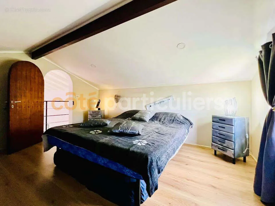 Magamistoad - Furnished House with Pool in Saint-François