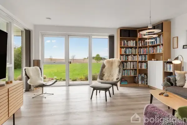 Elutuba - Villa with Scenic View in Suldrup