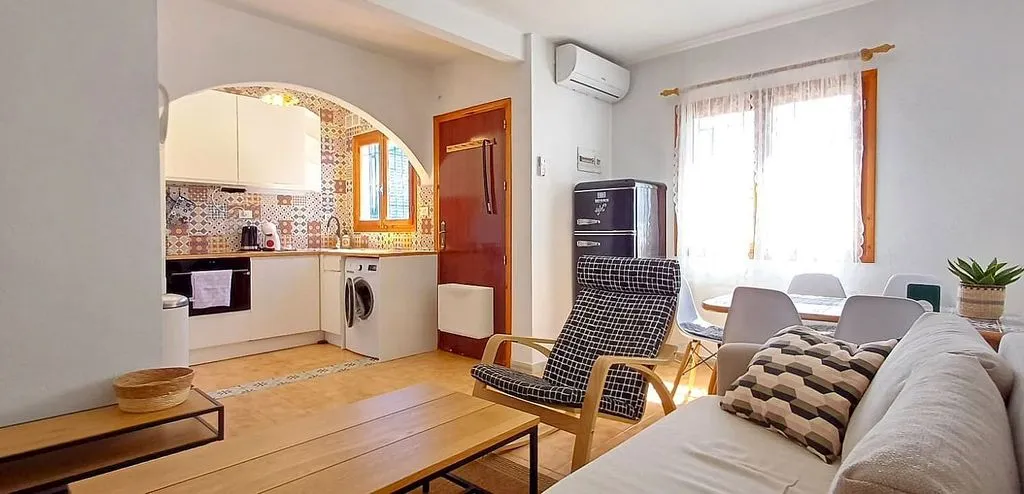 Elutuba - Terraced House with Pool in Calas Blancas