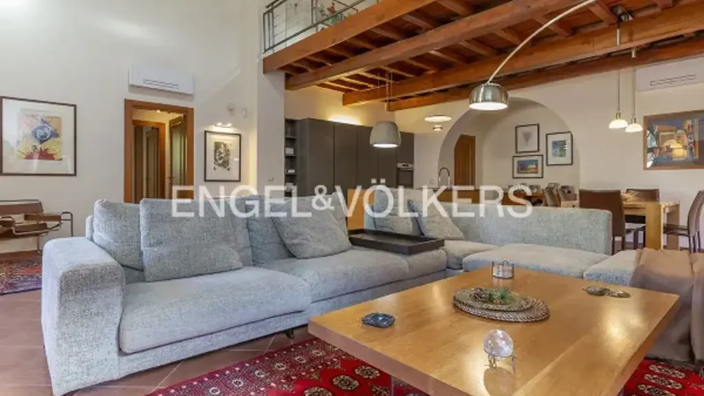 Séjour - Historic Villa with Garden in Villa Bonelli, Rome