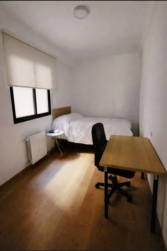 Magamistoad - Modern Flat with Balcony in De Silva Street