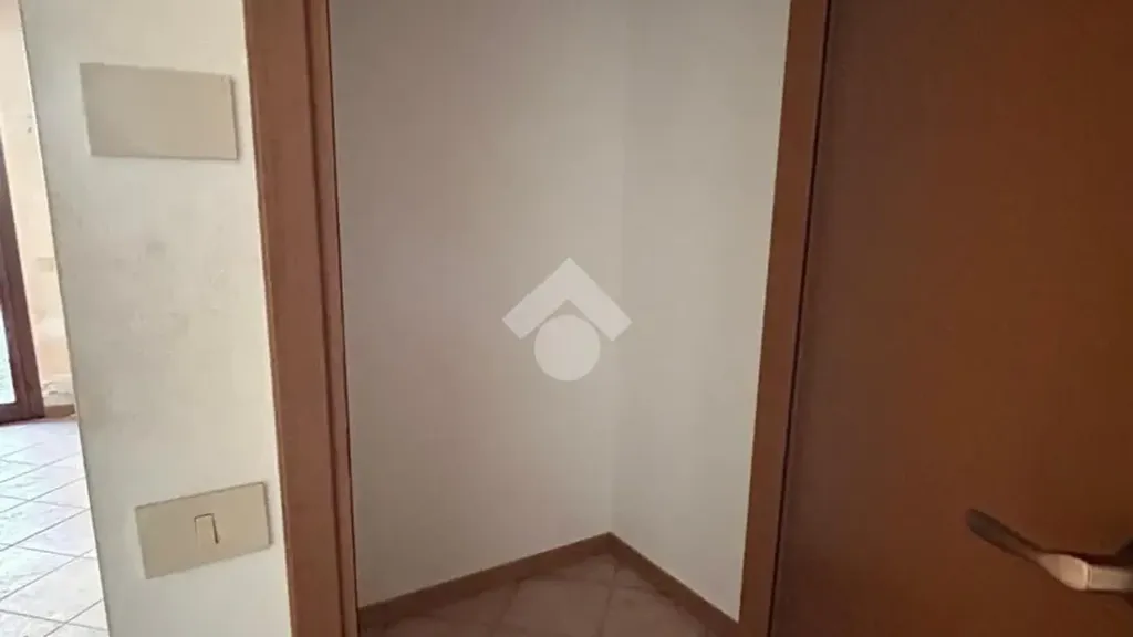 hallway_entrance