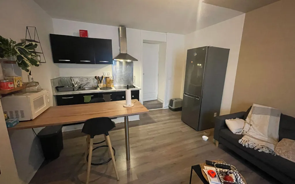 Köök - Meubled 2-Bedroom Flat near Limoges Station