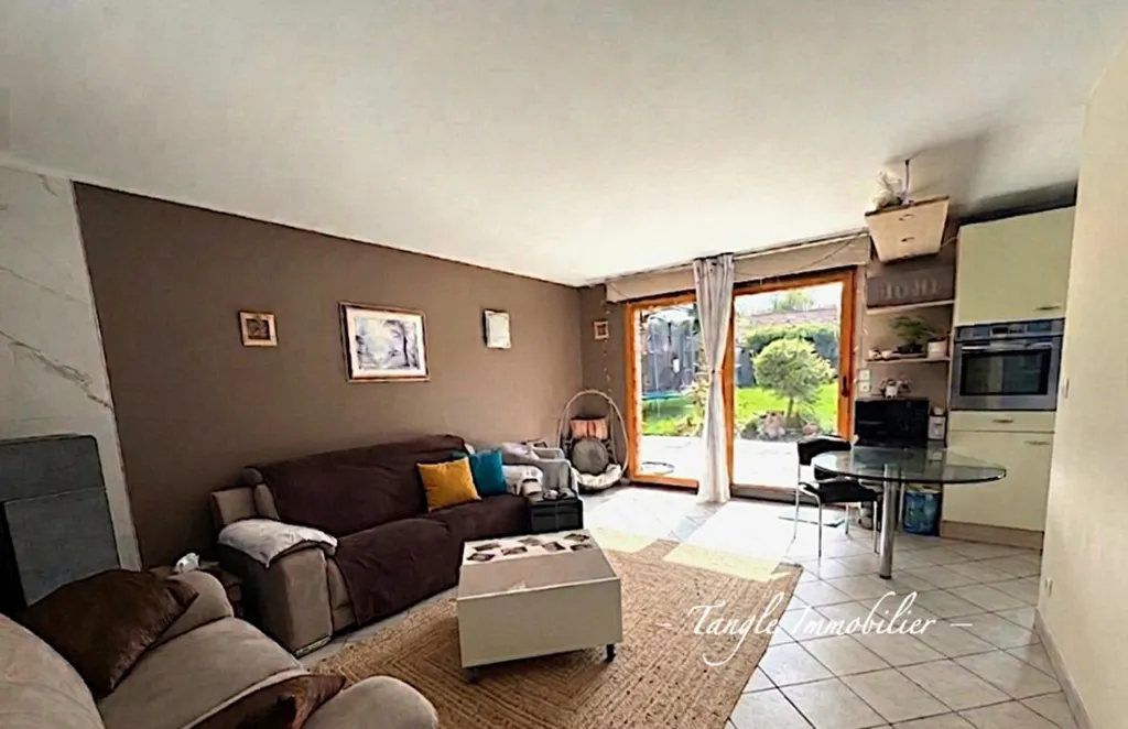 Séjour - Maison Individuelle avec Jardin à Wattrelos
