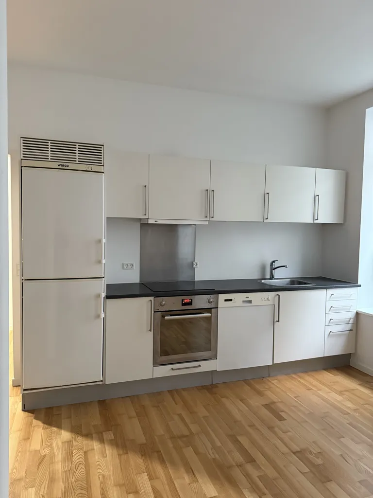 Cuisine - 2-Bedroom Flat with Modern Kitchen in Aalborg C