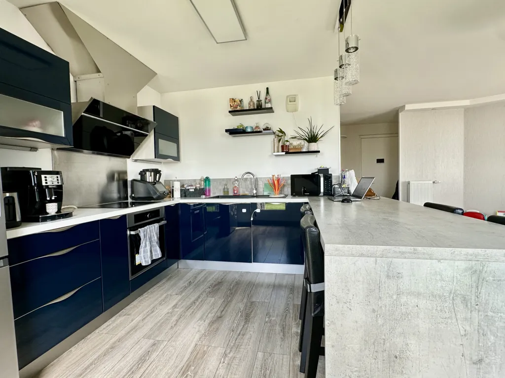 Cocina - Apartment with Panoramic View in Mantes-la-Jolie