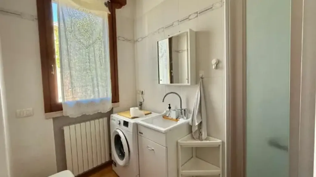 Vannitoad - Apartment with Garage in Sassuolo