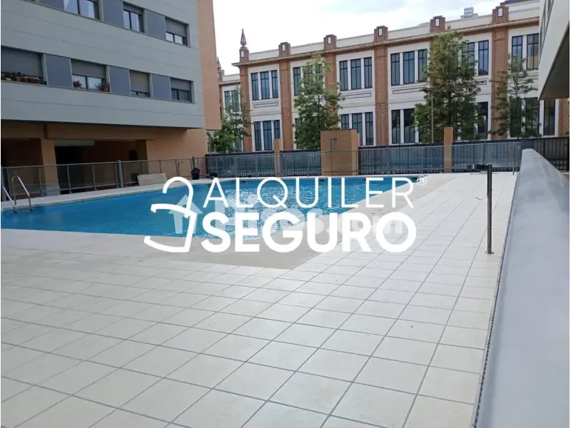 Seafront Flat with Pool in Carretera de Cádiz