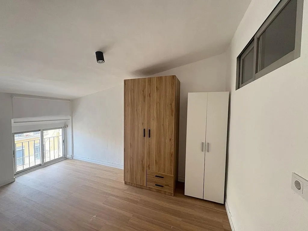 Chambres - Furnished Flat in High-End City Centre