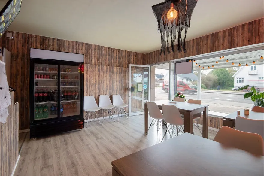 Söögituba - Investment Property with Parking in Central Location