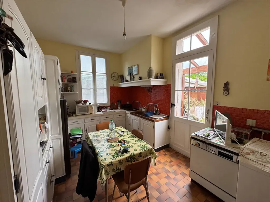 Cuisine - Maison en Pierre avec Jardin à Bordeaux Caudéran