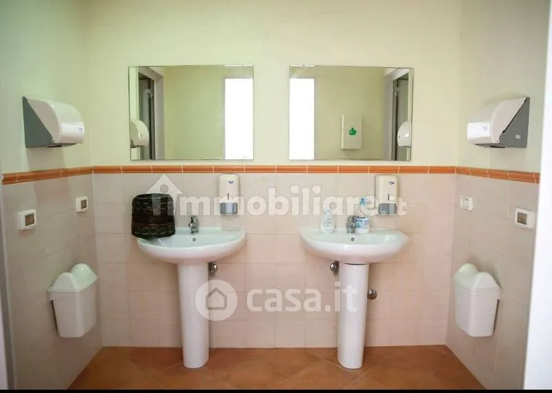 Vannitoad - Villa with Pool and Private Park in Latina