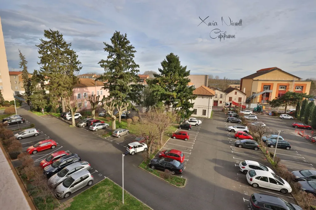 Extérieur - Appartement 3 Pièces avec Loggia au Centre de Mâcon