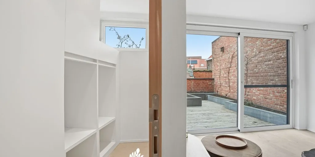 Rõdu - Modern Apartment with Lift in Roeselare