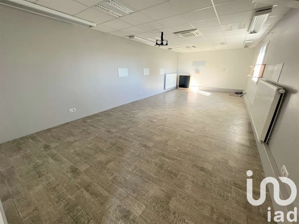 Rooms - Atelier with Heated Space in Pompaire
