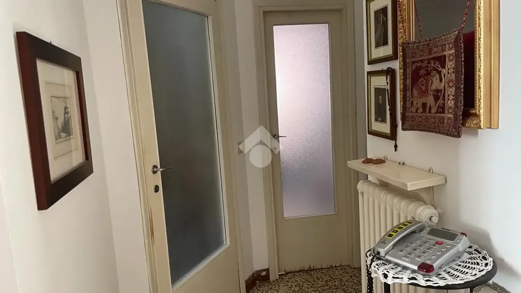 hallway_entrance