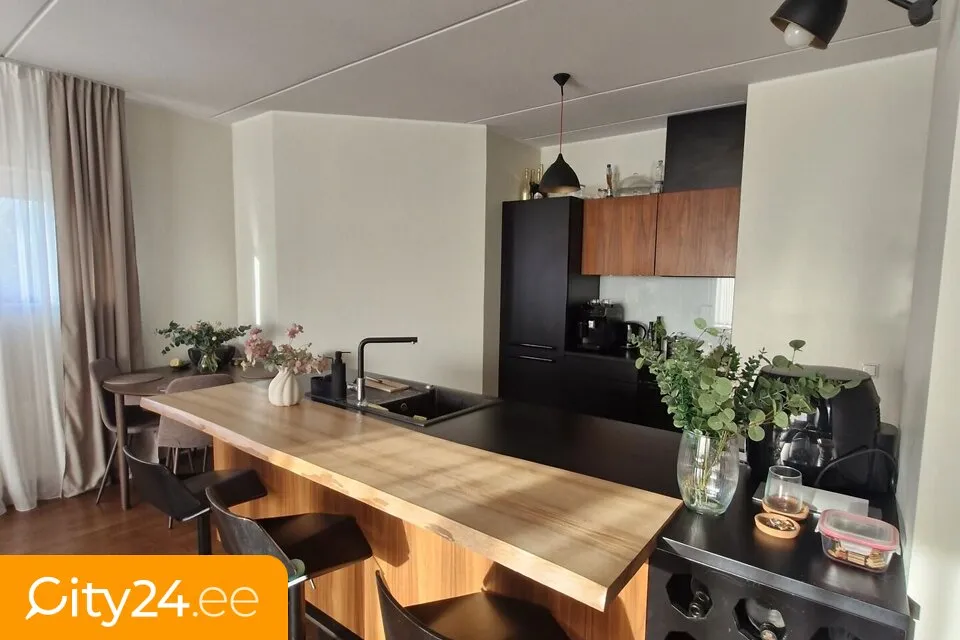 Cuisine - Newly Decorated Flat with Balcony in Mustamäe