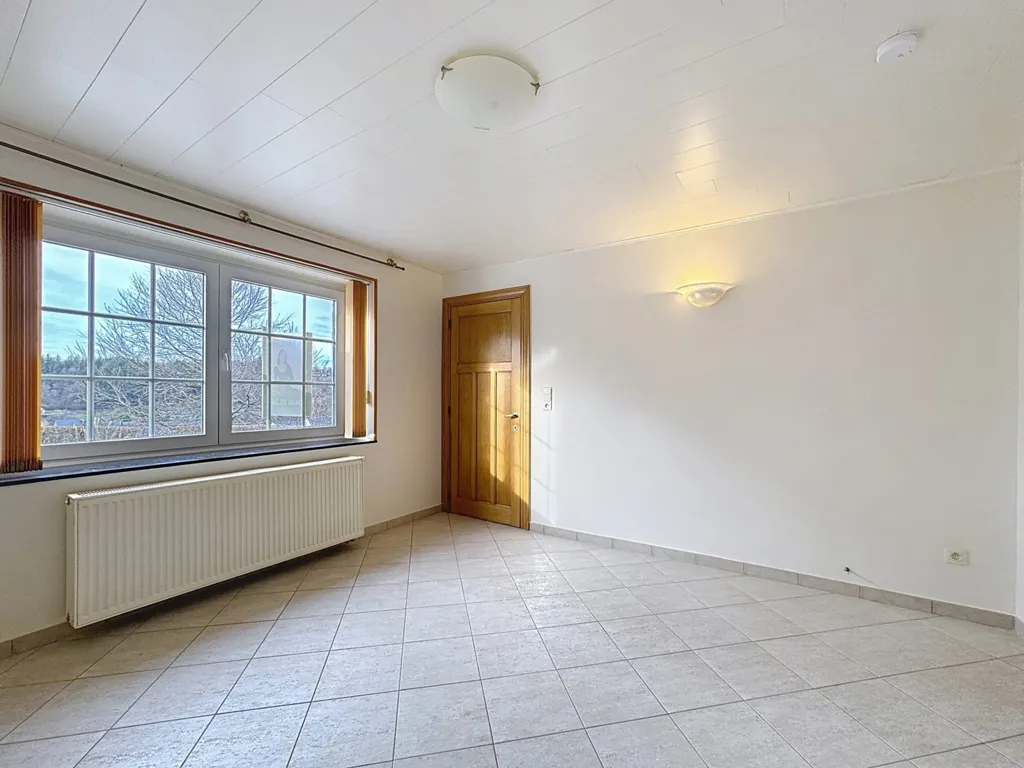 Toad - Apartment with Shared Garden in Houffalize