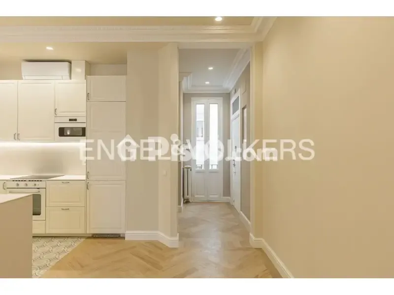Cocina - Fully Renovated Apartment with Balcony in Justicia