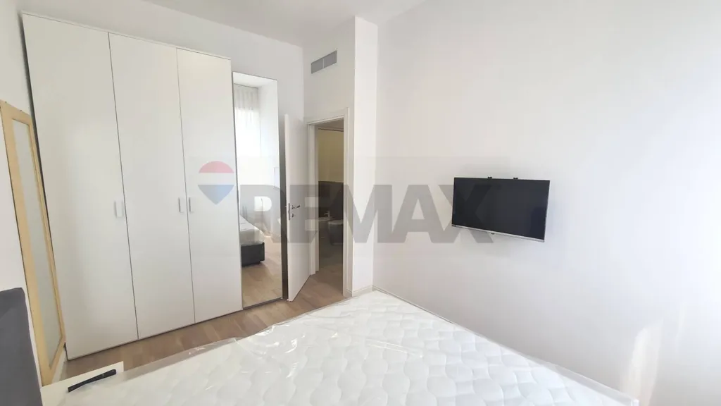Magamistoad - Armed Trilocale with Garden in Milan