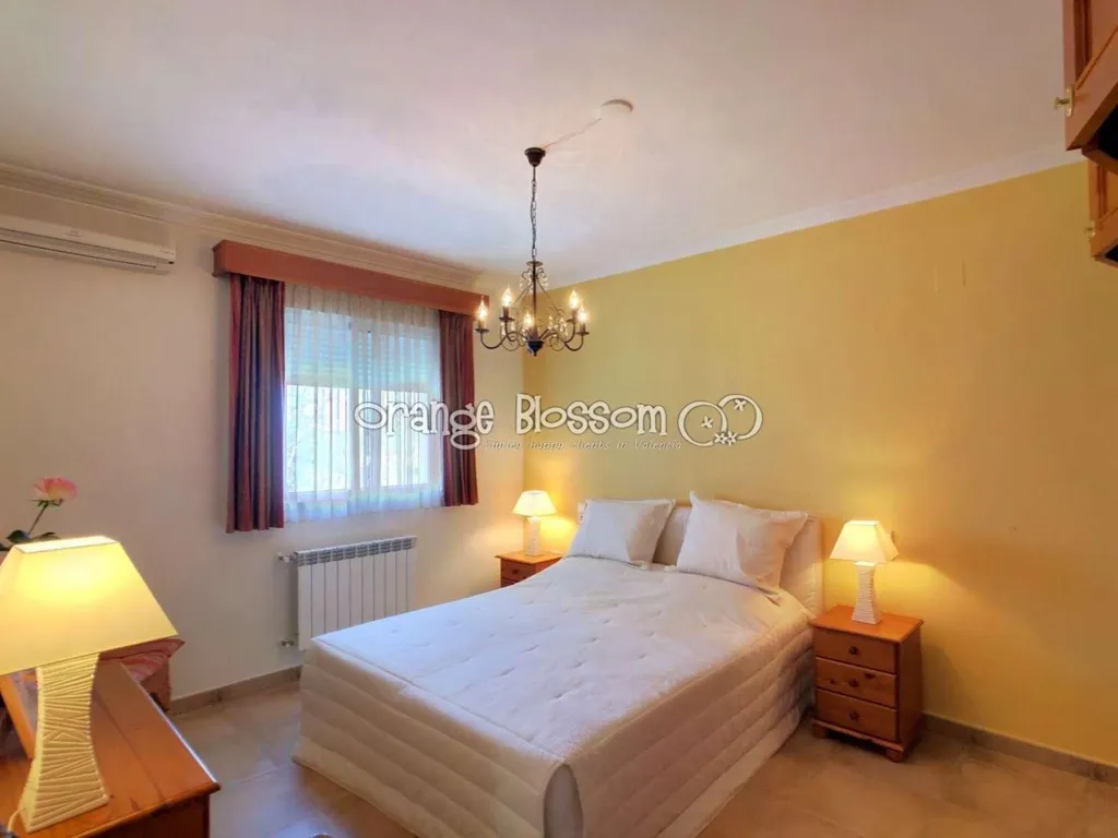 Magamistoad - Detached Villa with Sea Views in Ador