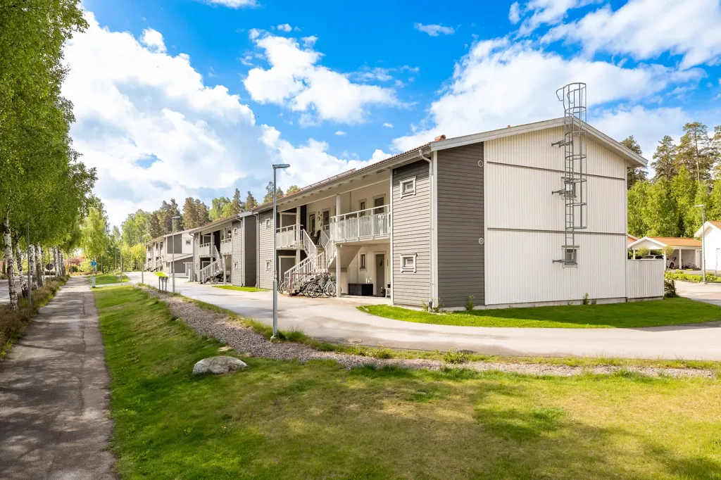 Välivaade - Apartment with Private Terrace in Örebro