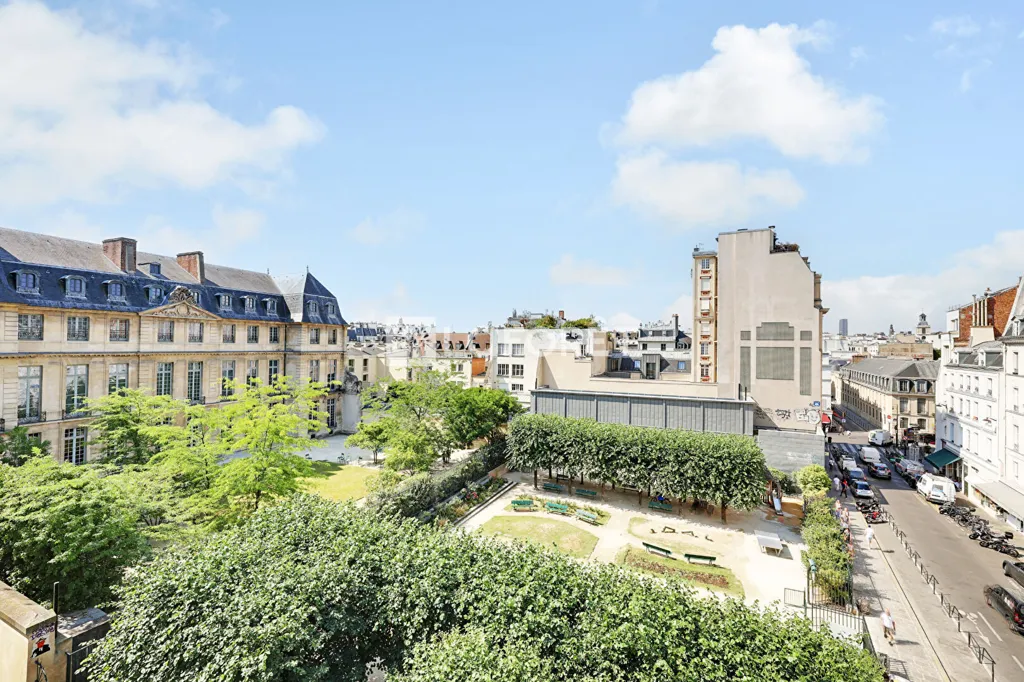Balcon - Appartement avec Vue Dégagée au Marais, Paris 3ème