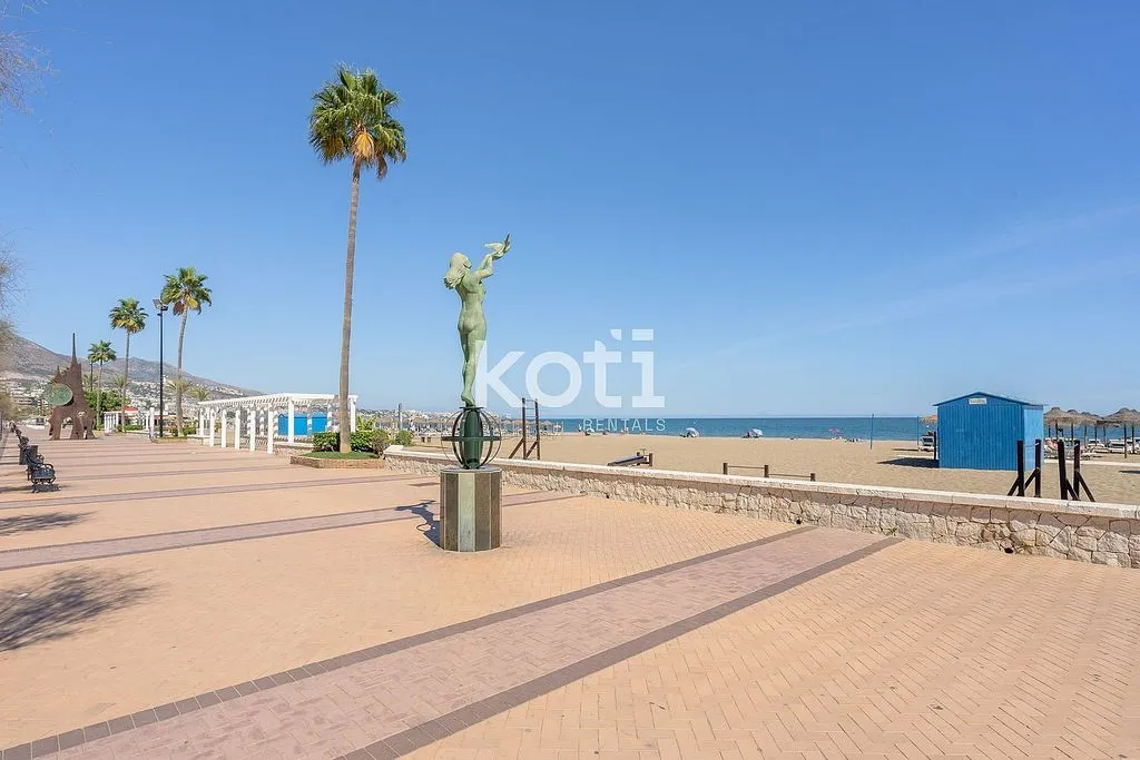 Beachfront Apartment with Terrace in Los Boliches