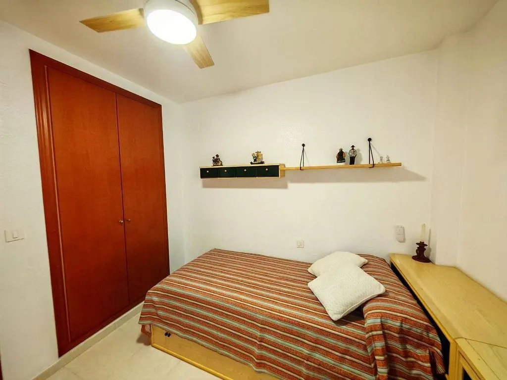 Magamistoad - Semi-detached House with Pool in El Perelló