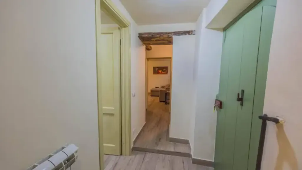 Esik - Rustic House with Sea Access in Camaiore