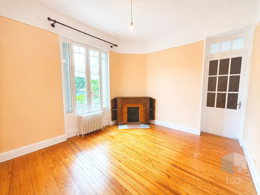 Living Room - Three-Level Townhouse with Garden in Montélimar