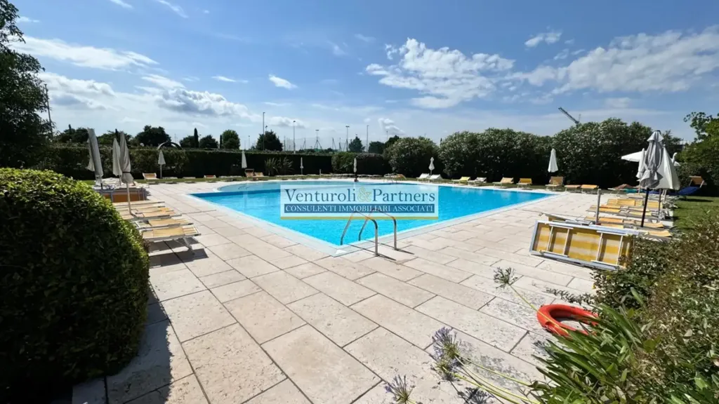 Piscine - Bilocali with Terrace in Sirmione