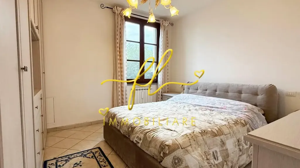 Camere da letto - Quadrilocale with Garden in Cecina