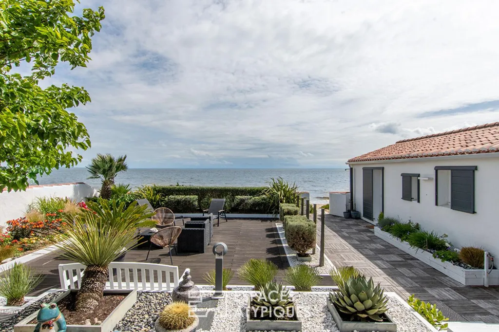 Terrasse - Maison de Charme avec Accès Privé à la Plage à La Guérinière