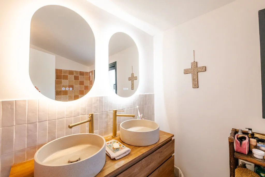 Bagni - Renovated Villa with Pool in Roquefort-les-Pins