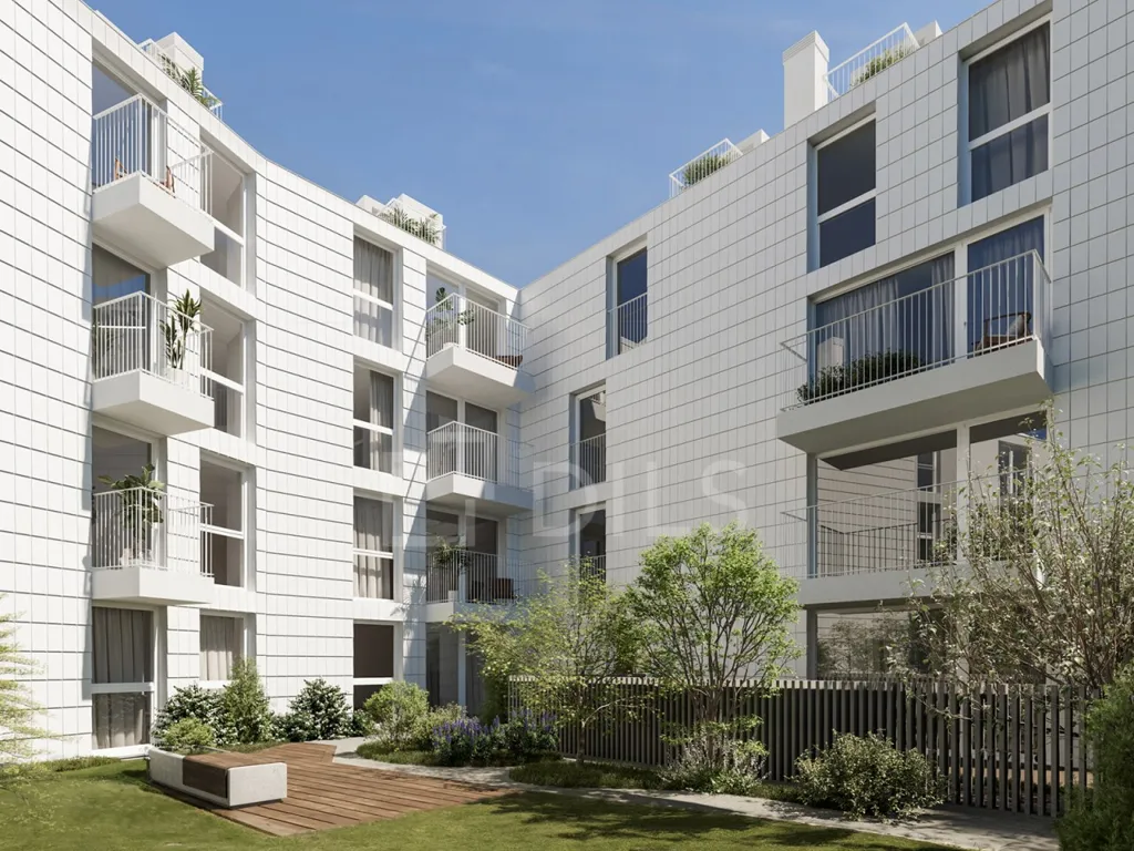 Aed - T2 Apartment with Balcony in Alcântara, Lisbon