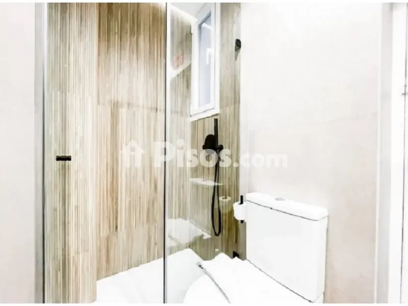 Salles de bain - Amueblé Flat with Balcony in Carrer Girona