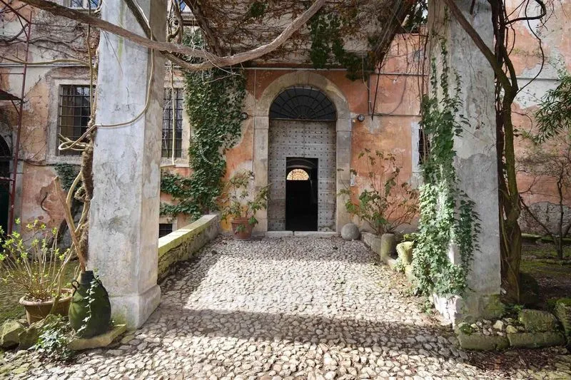 Giardino - Historic Apartment with Panoramic Terrace in Tagliacozzo