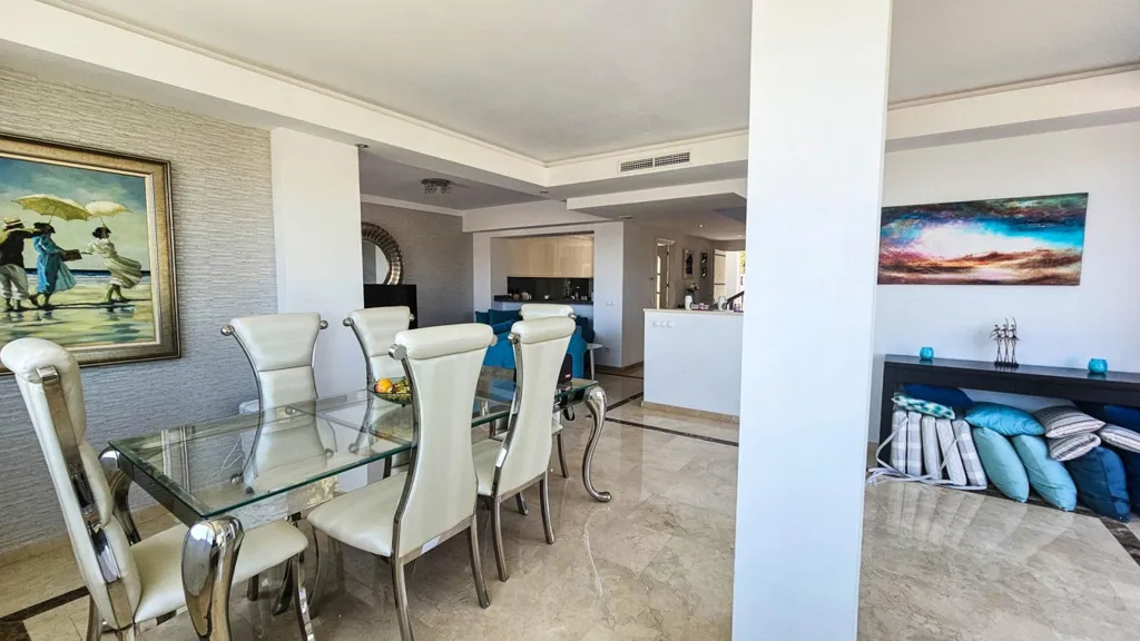 Salle à manger - Refurbished Semi-Detached with Pool in La Duquesa