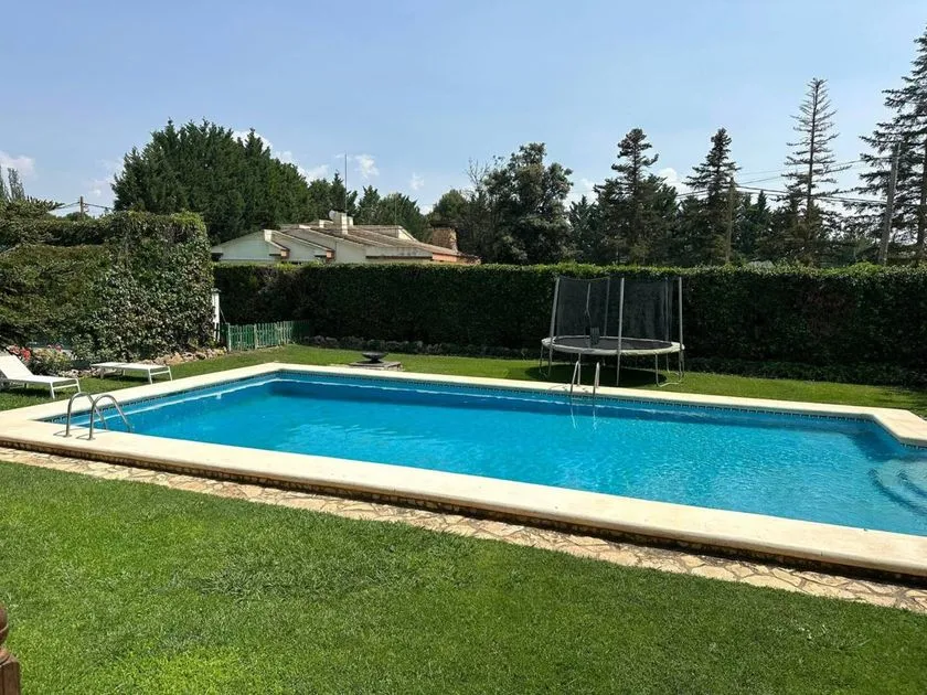 Piscine - Chalet with Pool in Luxury Urbanisation, Albacete